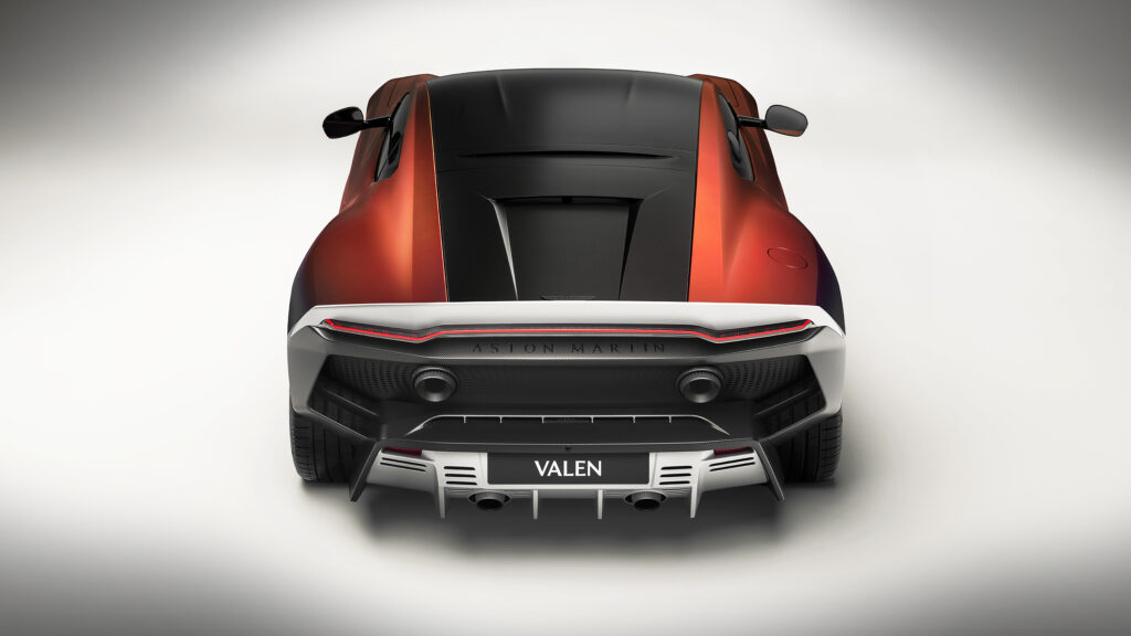 Aston Martin Valen 850 PS V12 supercar
