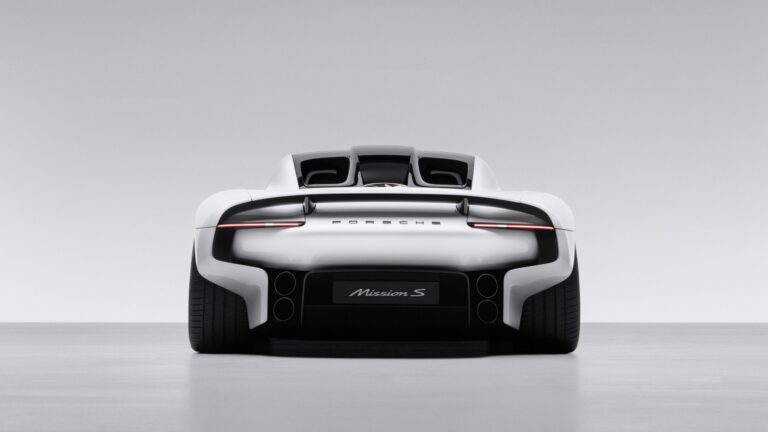Porsche Mission S